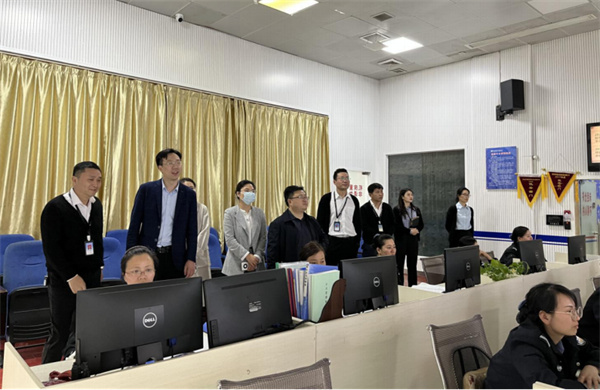 1647998530635877.jpg 1647399429902092186.jpg